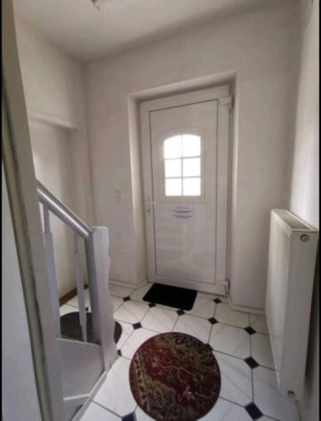 Tolles Möbliertes Zimmer in WG Haus in Ulm nähe Uni und Uni-Klinik, Neu-Ulm